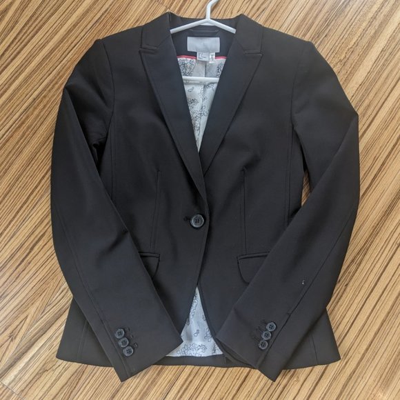 H&M Jackets & Blazers - 2/$20 [EUC] H&M Fitted Blazer